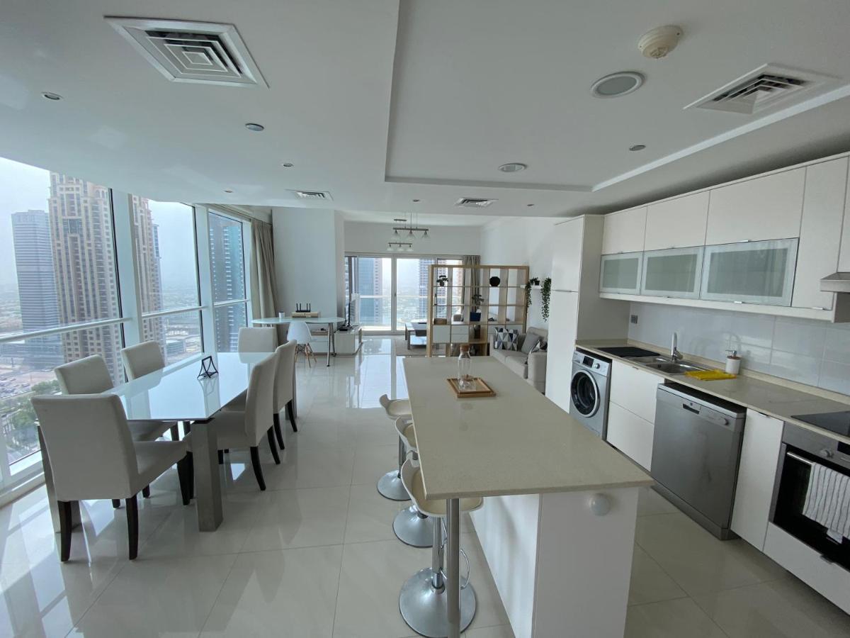 One Bedroom Apartment With Pool & Gym Near Marina Dubai Exterior foto